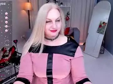Freechat nina_deville on Chaturbate