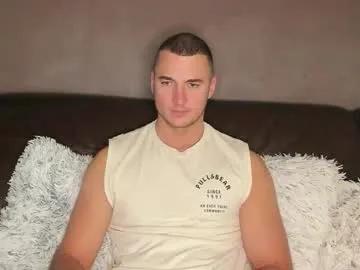 paulblack021 on Chaturbate