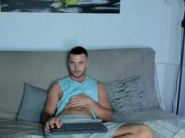 paulblack021 on Chaturbate