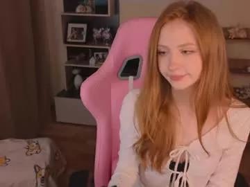 plastic_beach on Chaturbate