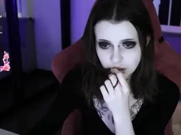 prettybones on Chaturbate