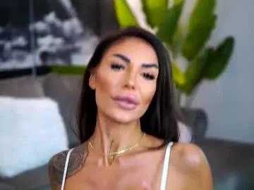 raquellevon on Chaturbate