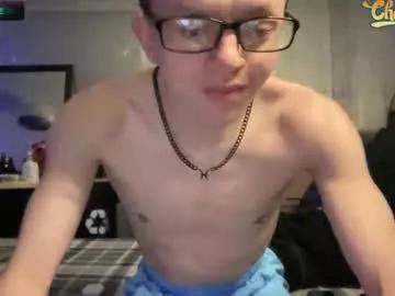 robertcicijr21 on Chaturbate 