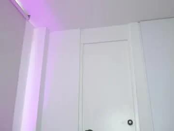 roselinedior on Chaturbate