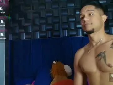 Freechat roy_barney on Chaturbate