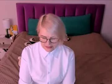 sabrinamacmarren on Chaturbate