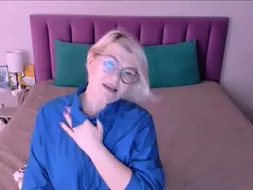 sabrinamacmarren on Chaturbate