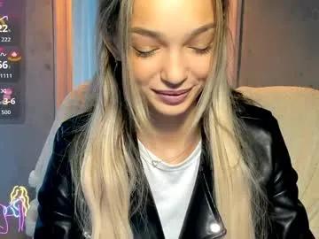 sassyt33n on Chaturbate