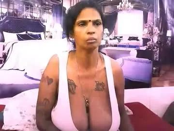 sexyva4u2luv from Chaturbate