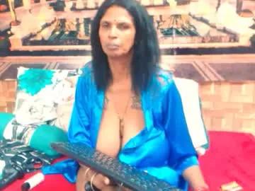 sexyva4u2luv on Chaturbate