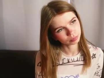 shelleyborom on Chaturbate