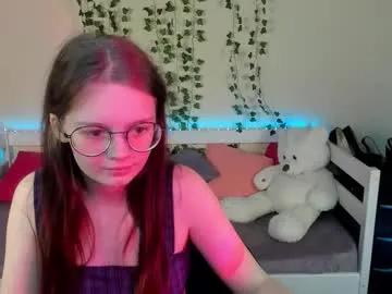 shy_elina01 on Chaturbate