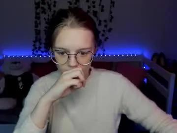 shy_elina01 on Chaturbate