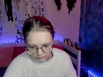 shy_elina01 on Chaturbate