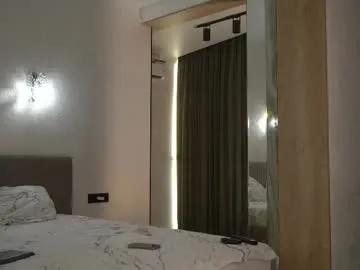 snow_is_falling on Chaturbate