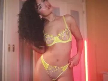 Freechat suzysuza on Chaturbate