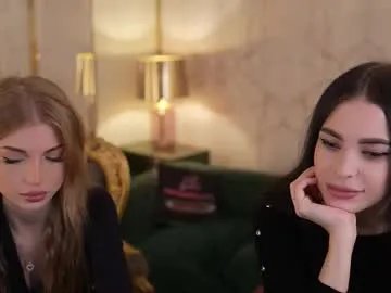 Freechat sweetdesiree_ on Chaturbate