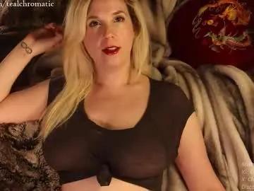 tealchromatic on Chaturbate