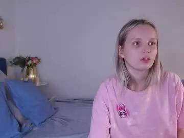 tinasiner on Chaturbate