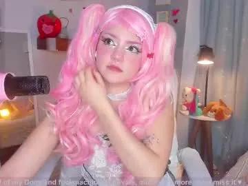 tiny__emmy on Chaturbate