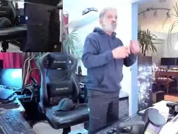 topalphaboss on Chaturbate