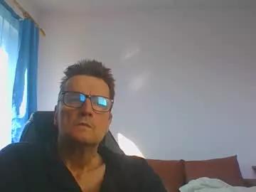 Freechat ulmeni4 on Chaturbate