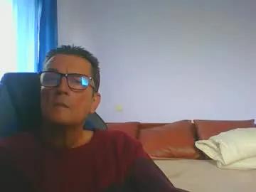 Freechat ulmeni4 on Chaturbate