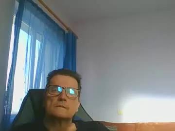 Freechat ulmeni4 on Chaturbate