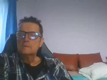 Freechat ulmeni4 on Chaturbate