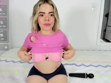 valerialoren on Chaturbate