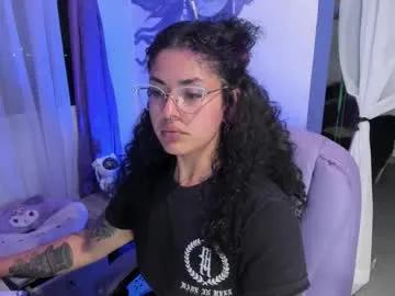 witchofhearts on Chaturbate