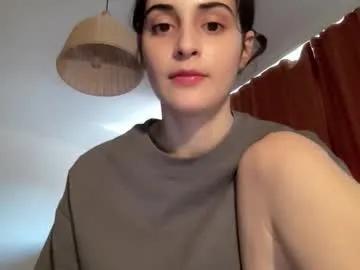 wonderland_stia on Chaturbate