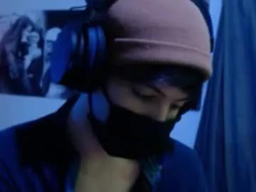 xxwhitefoxx on Chaturbate