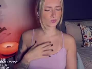 yvie_ on Chaturbate