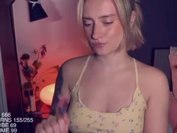 yvie_ on Chaturbate