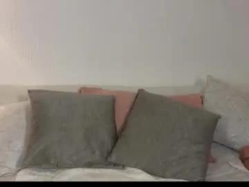 zuly_zahir_01 on Chaturbate