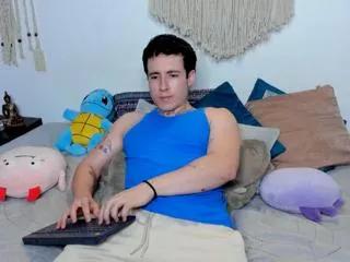 aaron_bain on Flirt4Free 