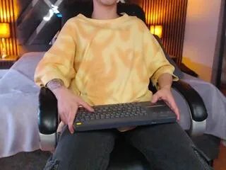 aaron_blink_james_oclock on Flirt4Free 