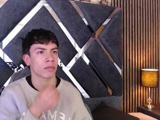 aaron_blink_james_oclock on Flirt4Free 