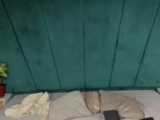 aaron_ez on Flirt4Free 