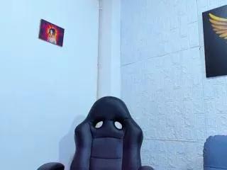 aaron_velour on Flirt4Free 