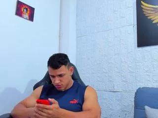 aaron_velour on Flirt4Free 