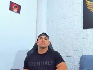 aaron_velour on Flirt4Free 