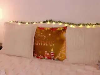 adele_portman on Flirt4Free