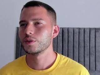 aharon_valentino on Flirt4Free