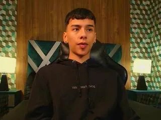 aidden_royce on Flirt4Free 