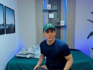 alan_kevin on Flirt4Free