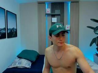 alan_kevin on Flirt4Free