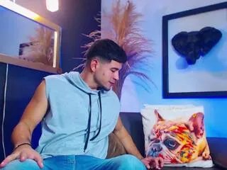 Offline alejo_king on Flirt4Free