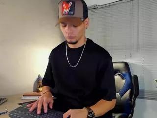 alessandro_kiing on Flirt4Free 